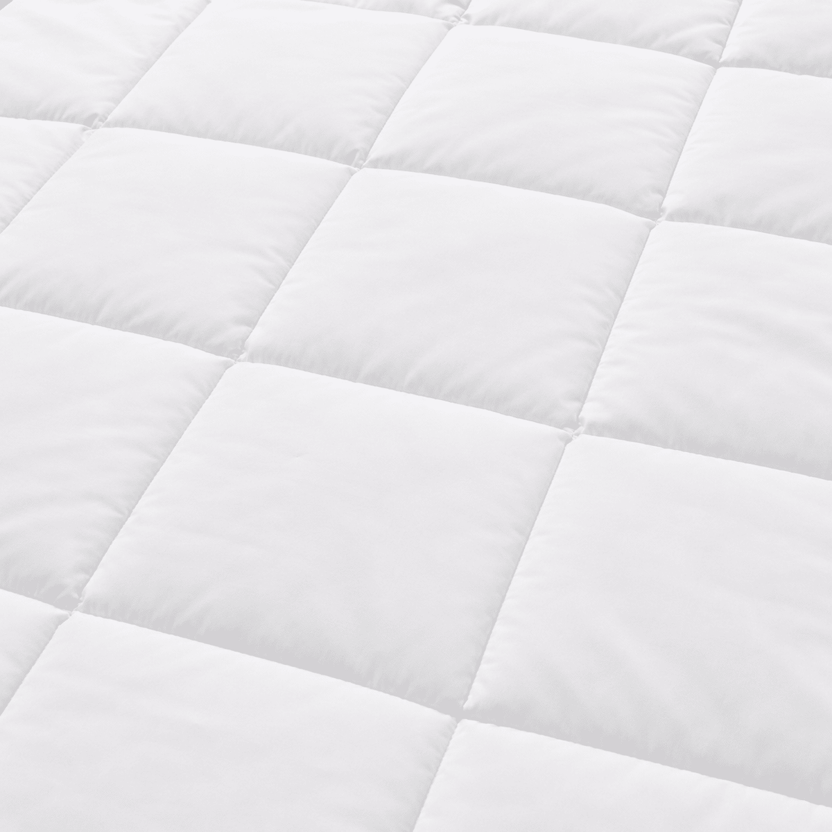 Ganzjahres-Bettdecke mit Daunen in Hotelqualität