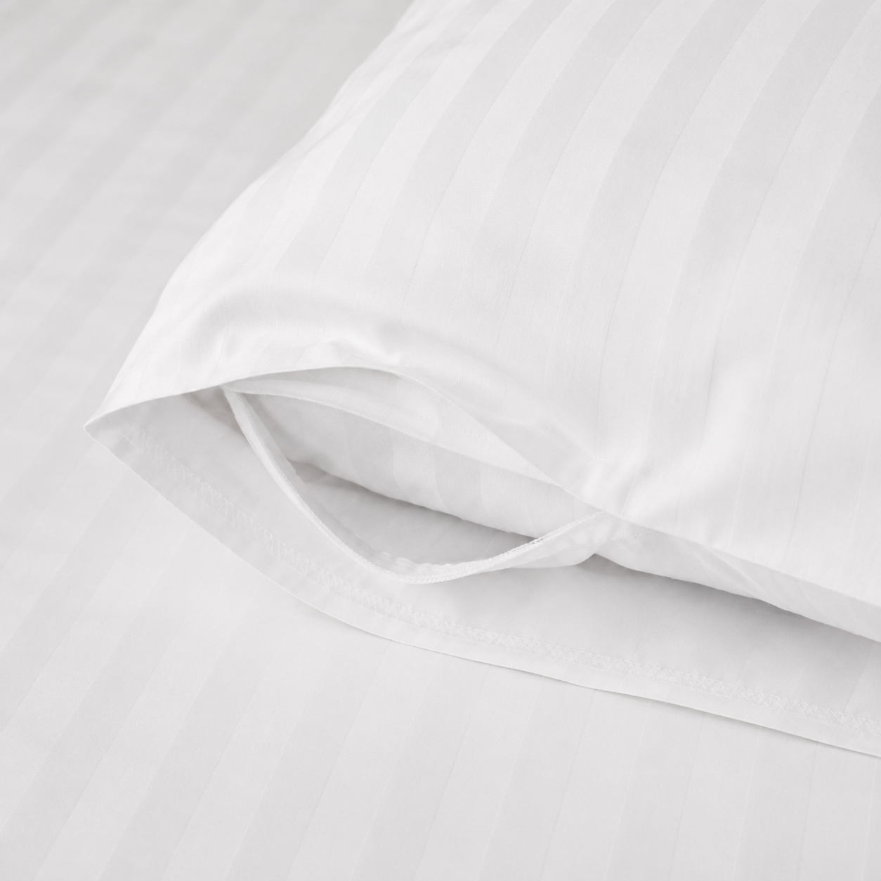 Kissenbezug weiß mit Hotelverschluss in Premium Qualität