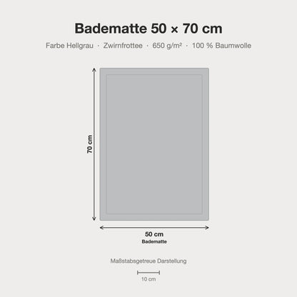 Größenvergleich: Badematte 50 x 70 cm in grau – maßstabsgetreue Infografik