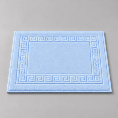Badematte hellblau aus Zwirnfrottee, 50 x 70 cm, flach liegend auf hellgrauem Hintergrund