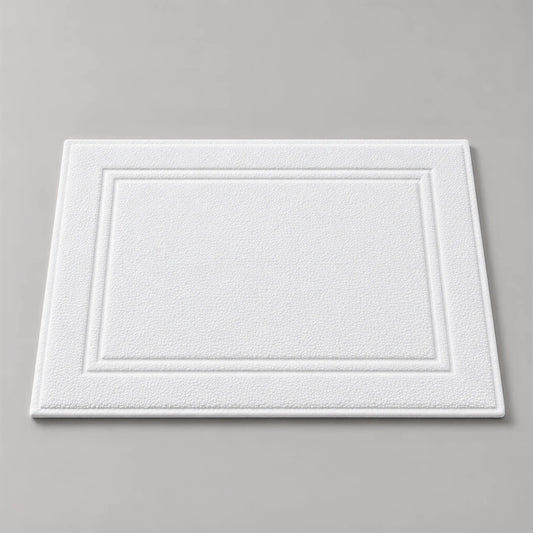 Badematte weiß aus Zwirnfrottee, 50 x 70 cm, gefaltet auf hellgrauem Hintergrund