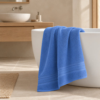 Badetuch Azurblau aus Walkfrottee – Ambiente im Bad