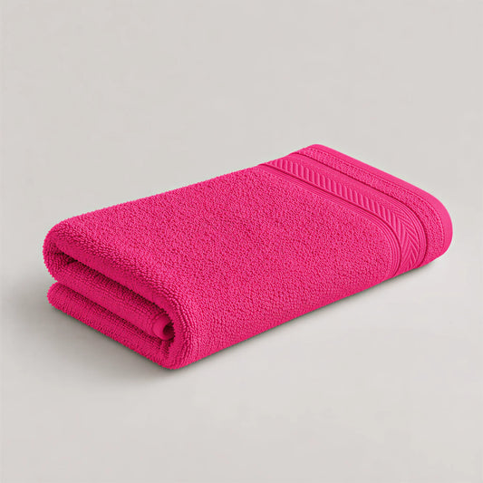 Handtuch Pink aus Walkfrottee, 50 x 100 cm, gefaltet auf hellgrauem Hintergrund
