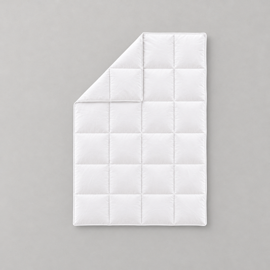 Kinderbettdecke 100x135 weiß mit Kassettensteppung