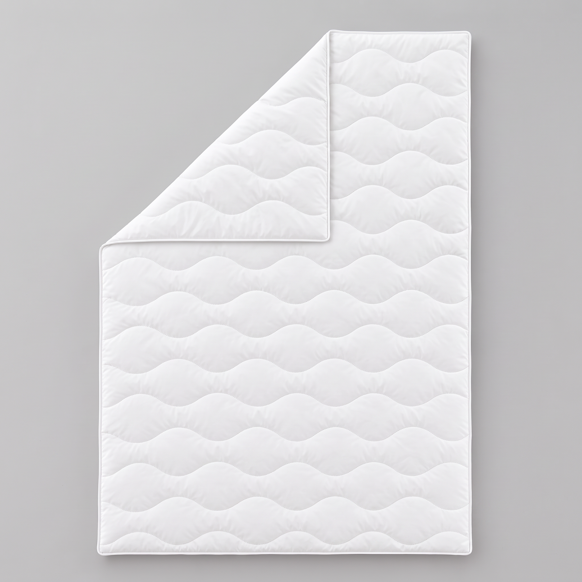 TENCEL™ Bettdecke weiß mit Wellensteppung