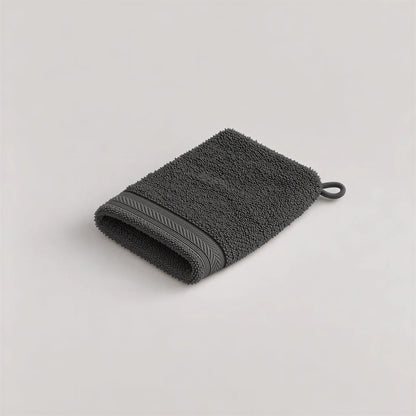 Waschhandschuh Anthrazit aus Walkfrottee, 15 x 20 cm, gefaltet auf hellgrauem Hintergrund