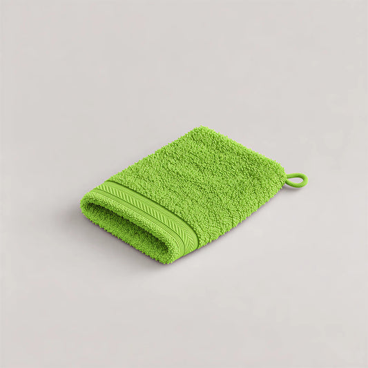 Waschhandschuh Apfelgrün aus Walkfrottee, 15 x 20 cm, gefaltet auf hellgrauem Hintergrund