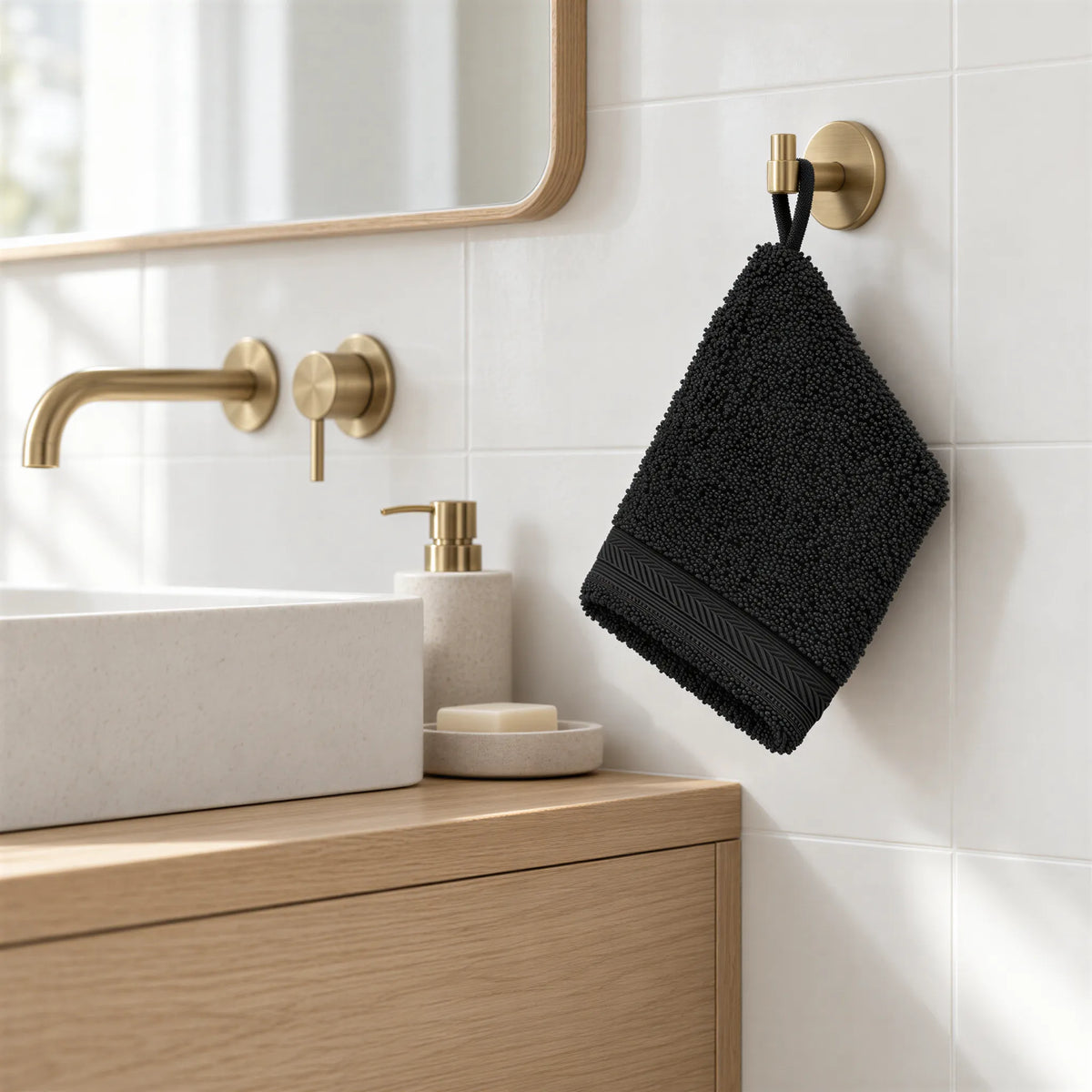 Waschhandschuh Schwarz aus Walkfrottee – Ambiente im Bad